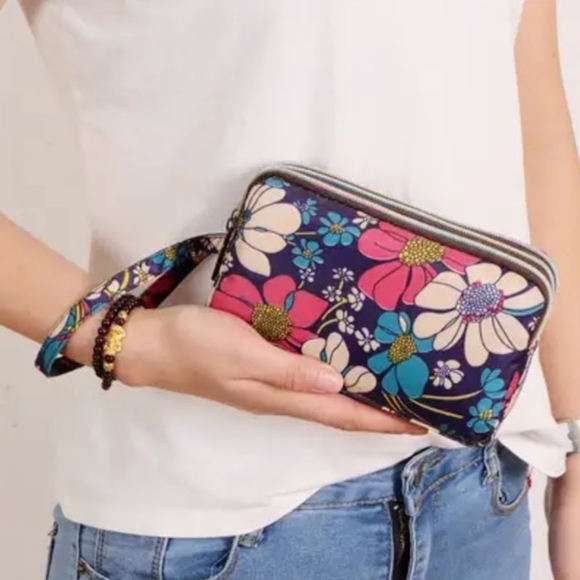 Handbags - Wallet 👛💅